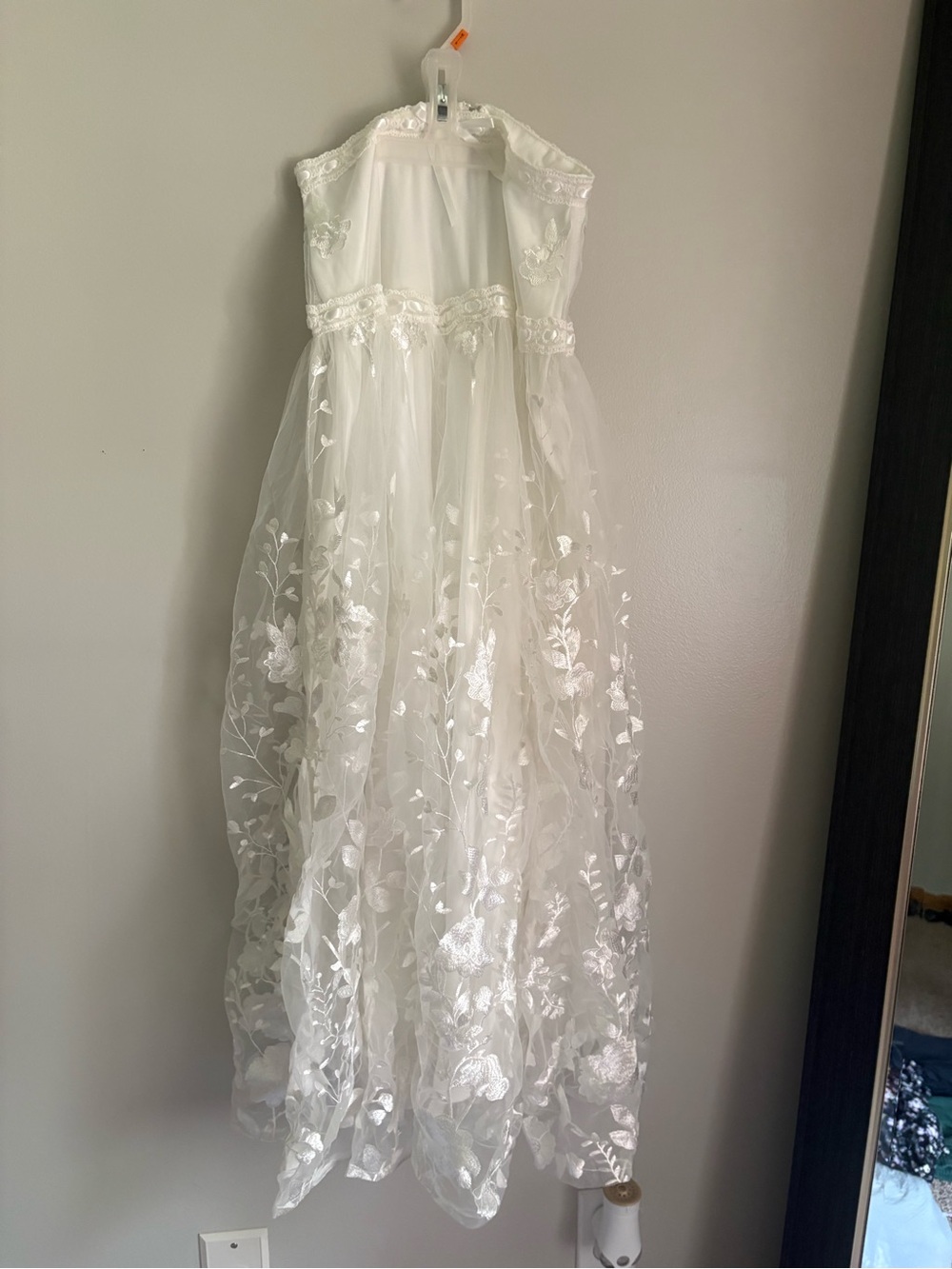 Altar'd State Braxlin Embroidered Midi Skirt White Floral